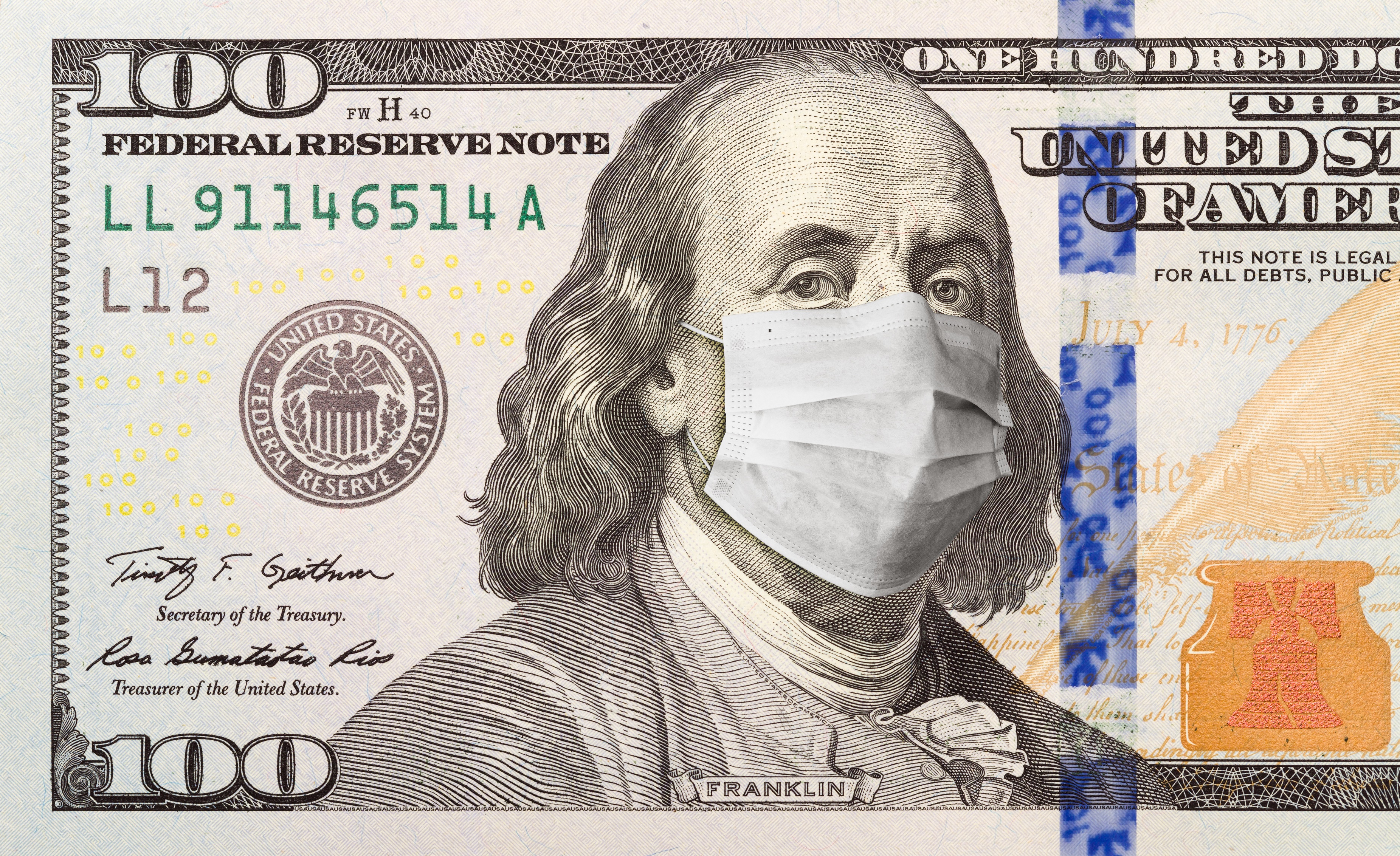 Illustration of a US $100 bill with the center portrait showing Ben Franklin wearing a surgical mask.