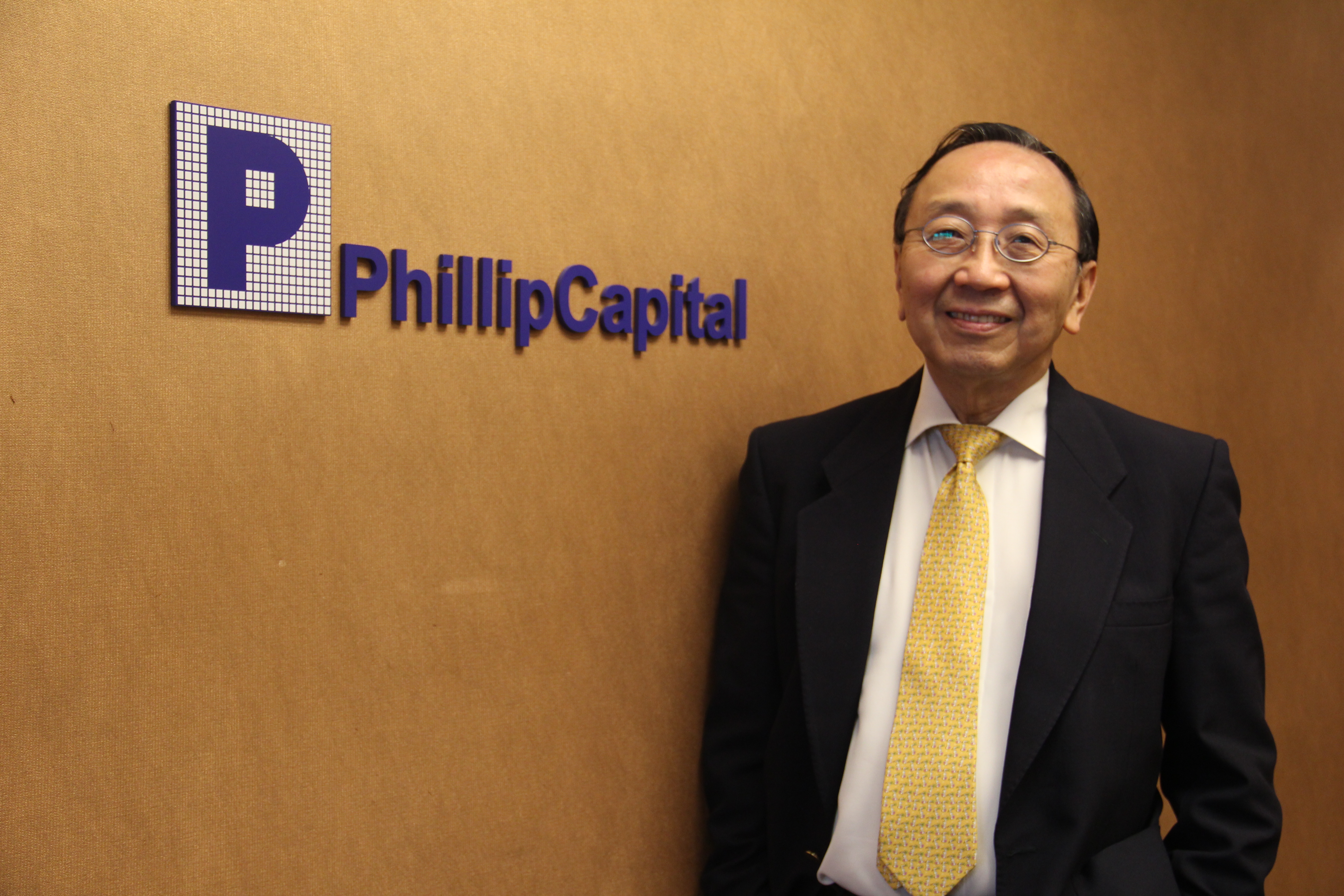PhillipCapital Chairman Awarded Singapore Businessman of the Year